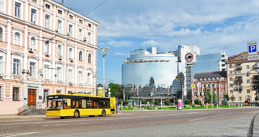 Киев, ЛАЗ E183D1 № 2901