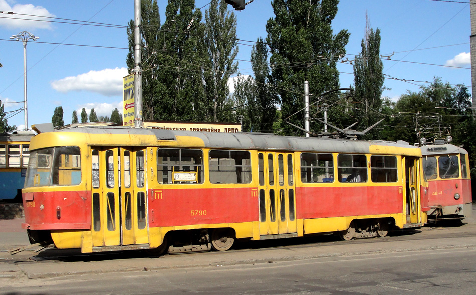 Киев, Tatra T3SU № 5790