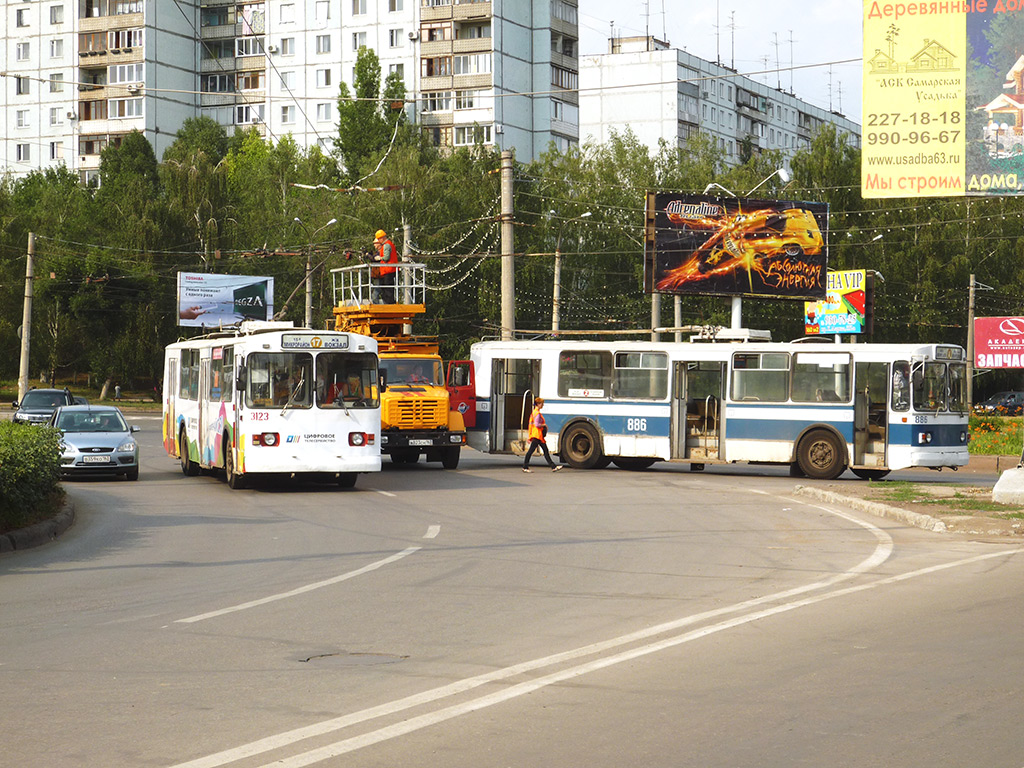 Самара, ЗиУ-682В-012 [В0А] № 3123; Самара, ЗиУ-682Г [Г00] № 886; Самара — Происшествия