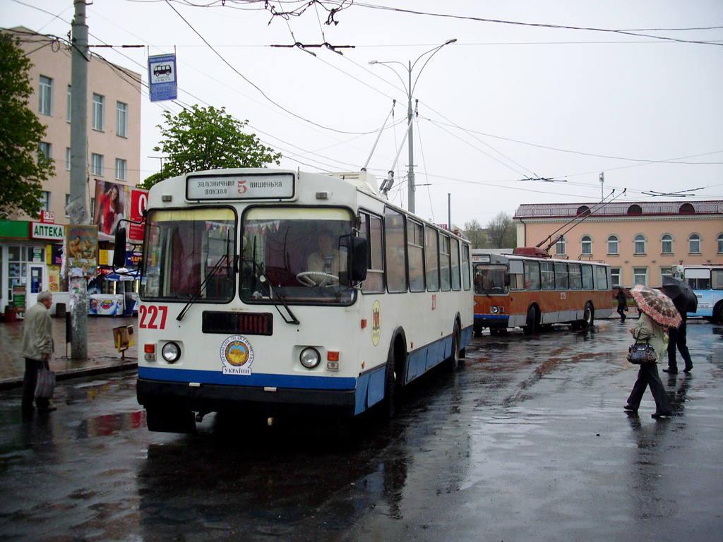 Винница, ЗиУ-682Г-016 (012) № 227