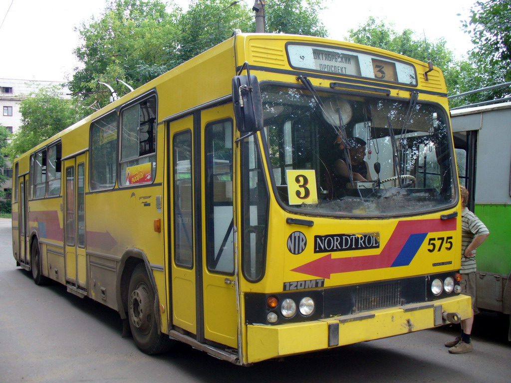 Киров, Nordtroll NTR-120MT № 575
