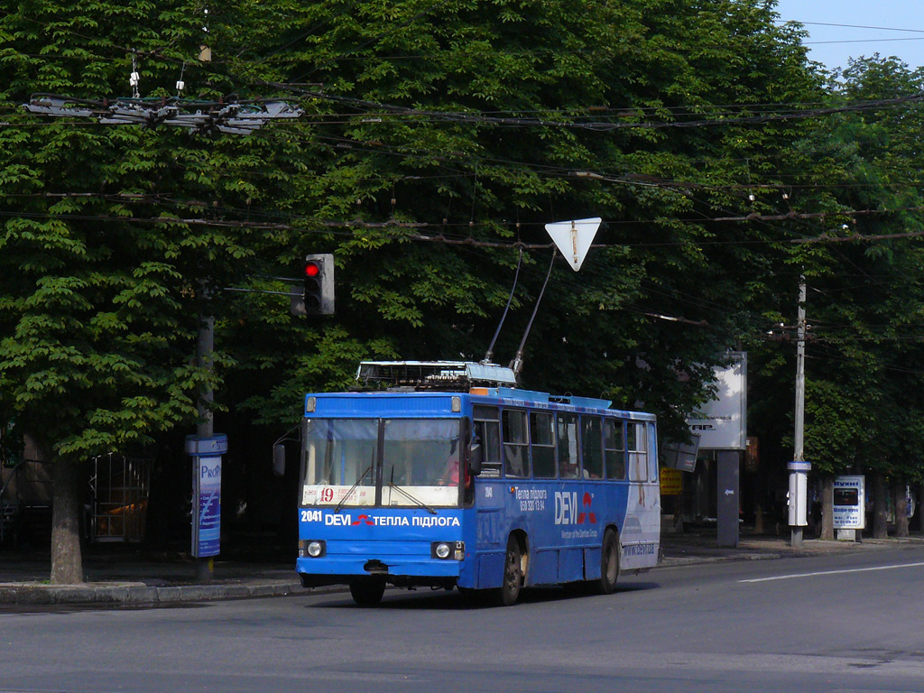 Днепр, ЮМЗ Т1Р (Т2П) № 2041