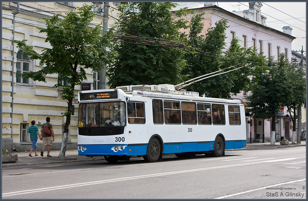 Владимир, ЗиУ-682Г-016.04 № 300