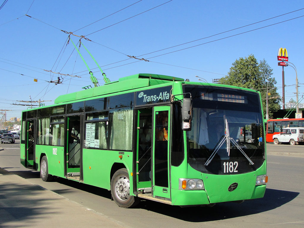 Казань, ВМЗ-5298.01 «Авангард» № 1182