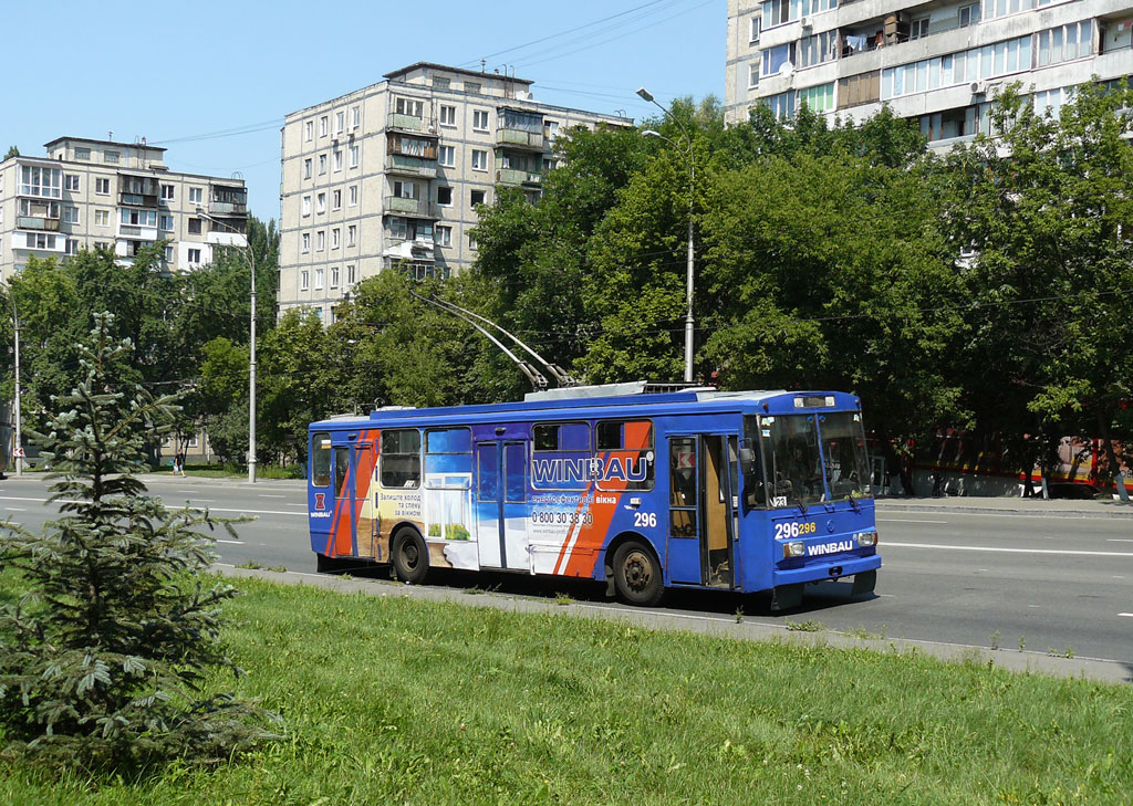 Киев, Škoda 14Tr02/6 № 296