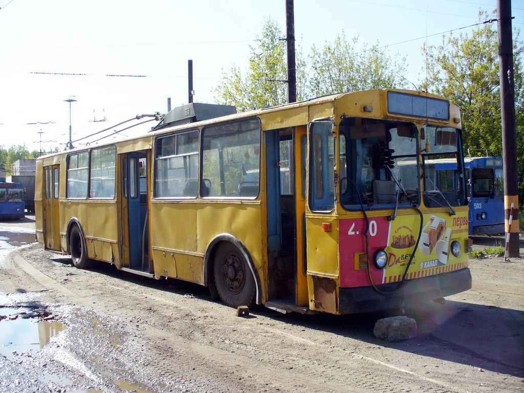 Киров, ЗиУ-682В1 № 450