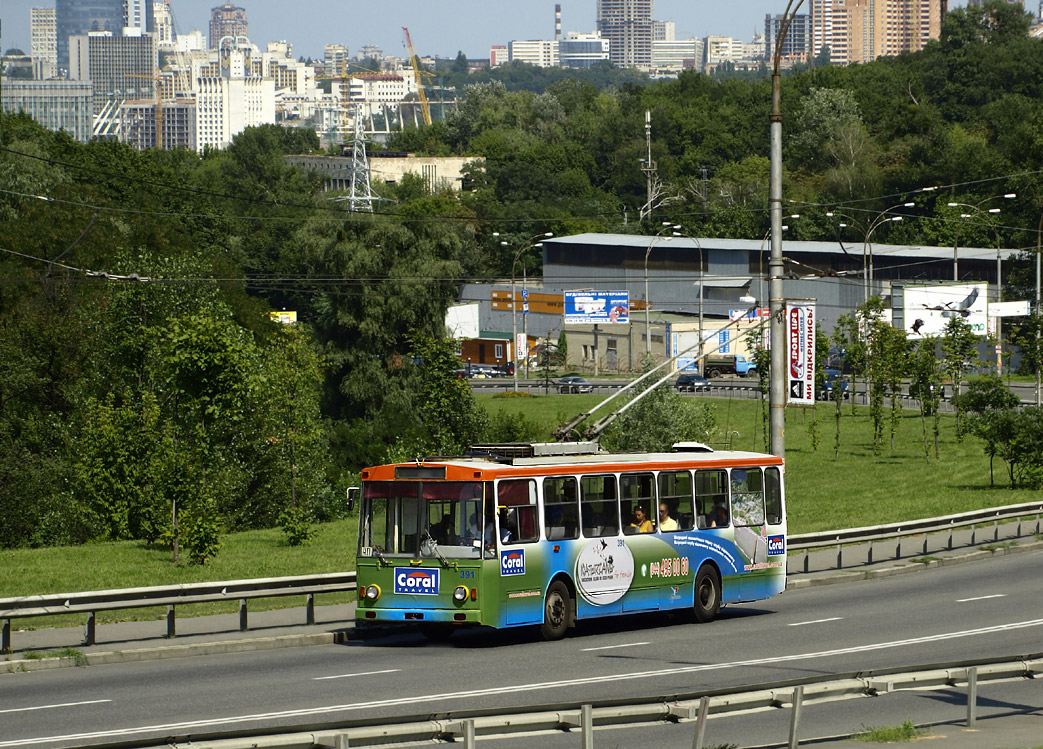 Киев, Škoda 14Tr02/6 № 391