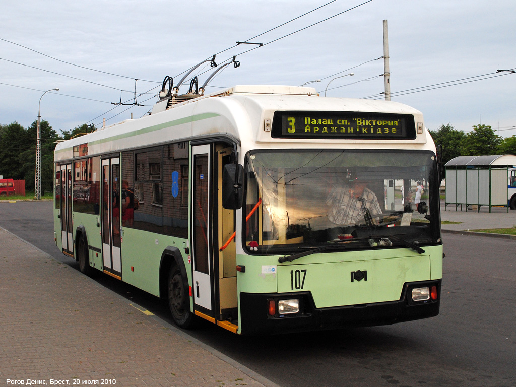 Брест, БКМ 32102 № 107