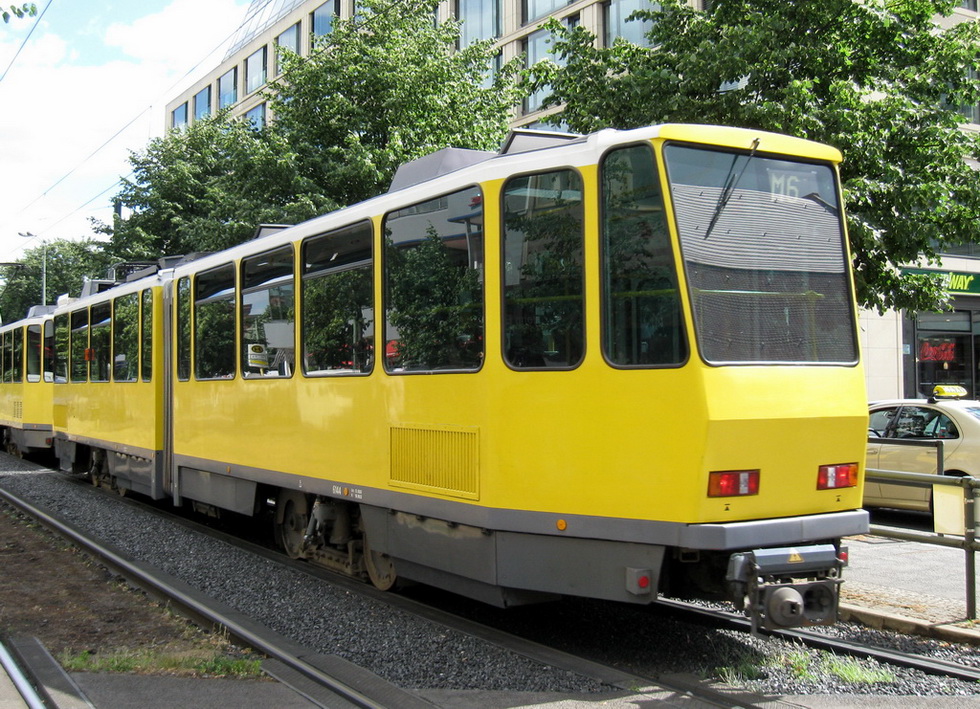 Берлин, Tatra KT4D № 219 490-1