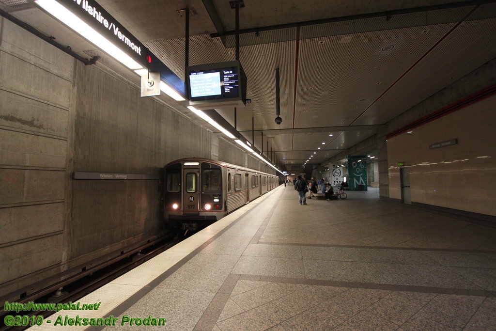 Лос-Анджелес, Breda A650 № 577; Лос-Анджелес — Метрополитен — Красная и Фиолетовая линии