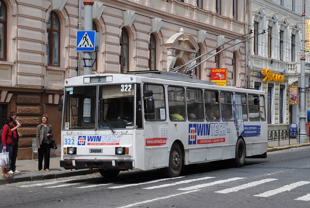 Черновцы, Škoda 14Tr89/6 № 322