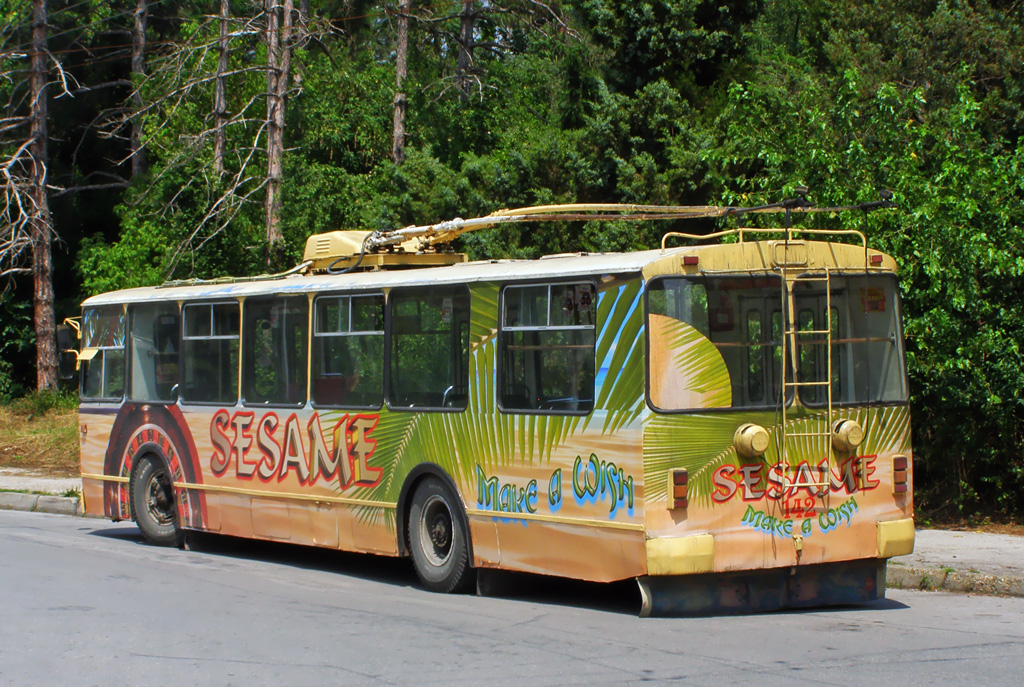 Плевен, ЗиУ-682УП НРБ № 142 (01427)