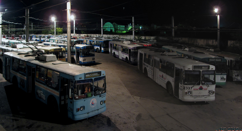 Севастополь, ЗиУ-682В-012 [В0А] № 2328; Севастополь, ЗиУ-682В-012 [В0А] № 2337; Севастополь — Разные фотографии