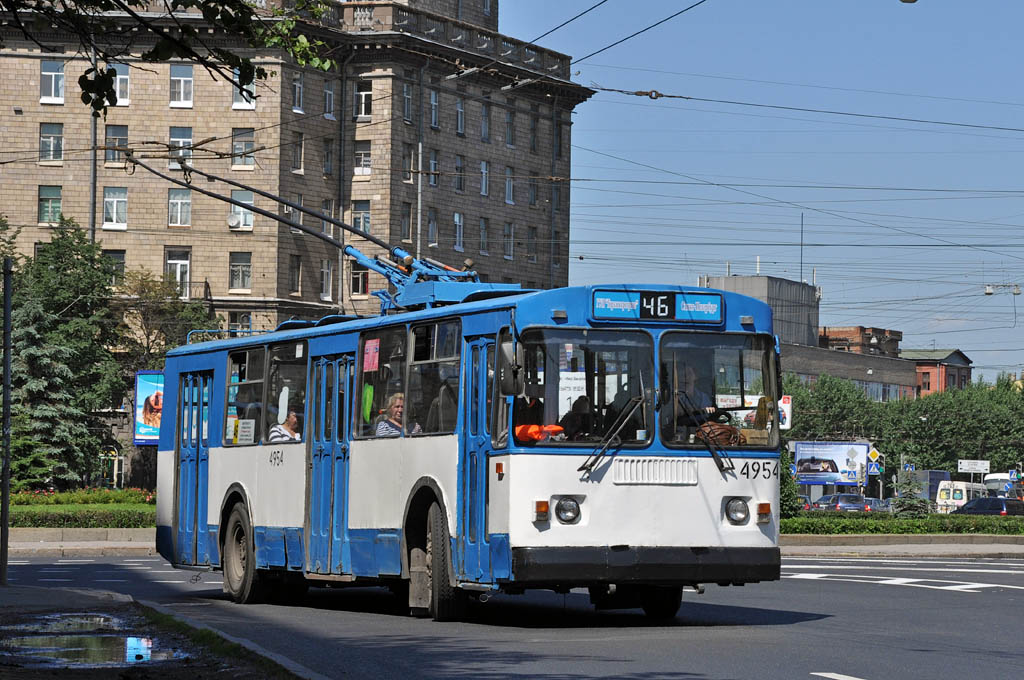 Saint-Petersburg, ZiU-682G-012 [G0A] č. 4954