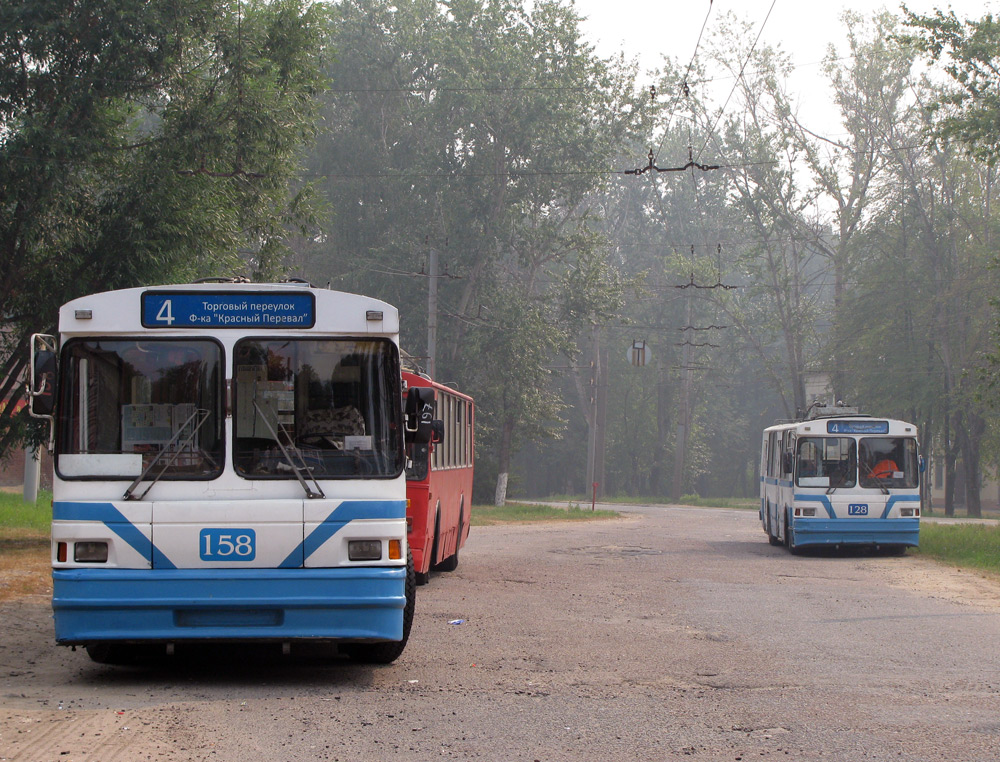 Jaroslawl, ZiU-682G [G00] Nr. 158; Jaroslawl, ZiU-682G [G00] Nr. 128; Jaroslawl — Terminus stations — trolleybus