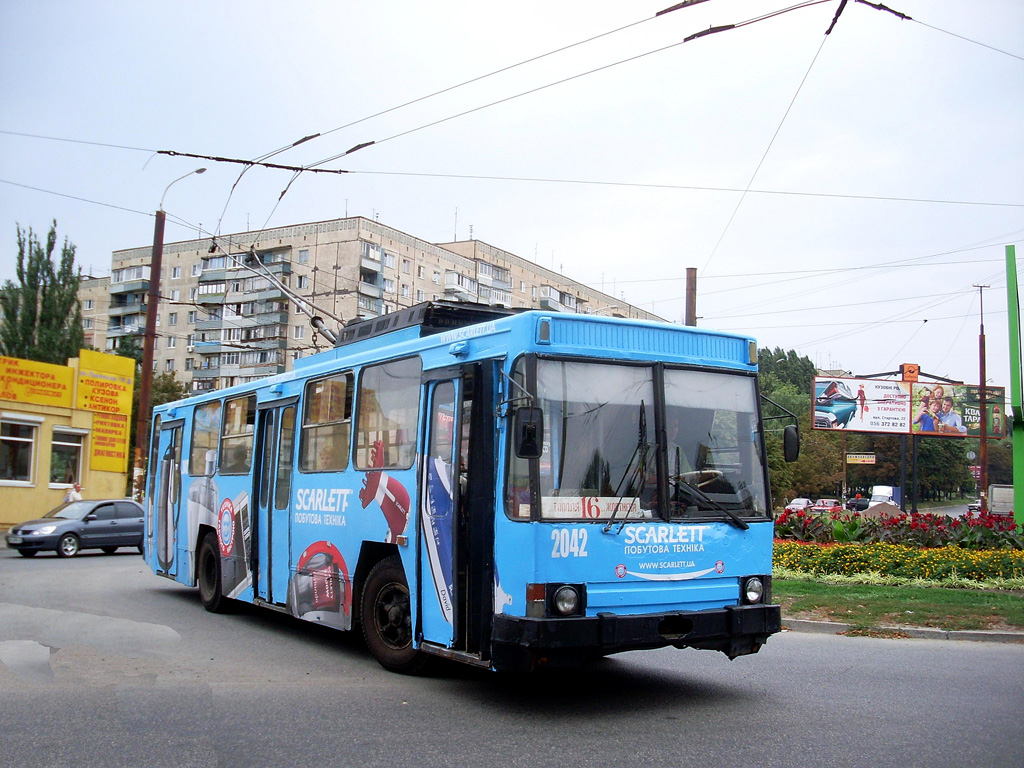 Днепр, ЮМЗ Т1Р (Т2П) № 2042