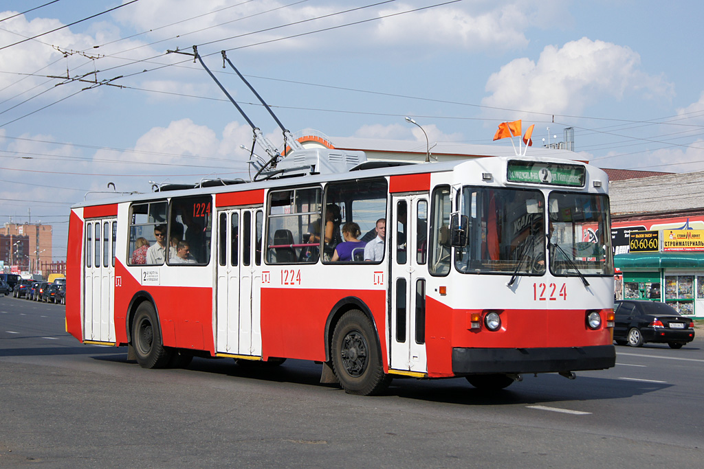 იჟევსკი, ZiU-682V № 1224