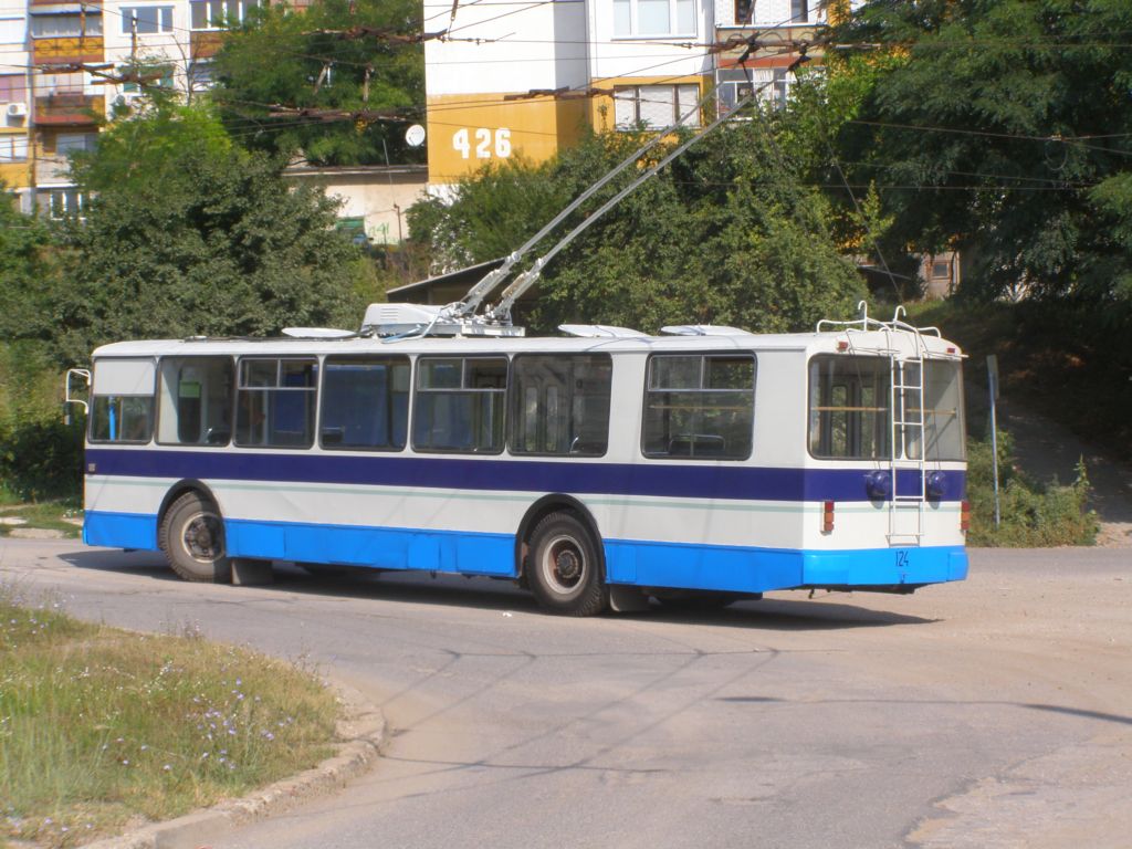 Plewen, ZiU-682UP Nr 124 (01243)