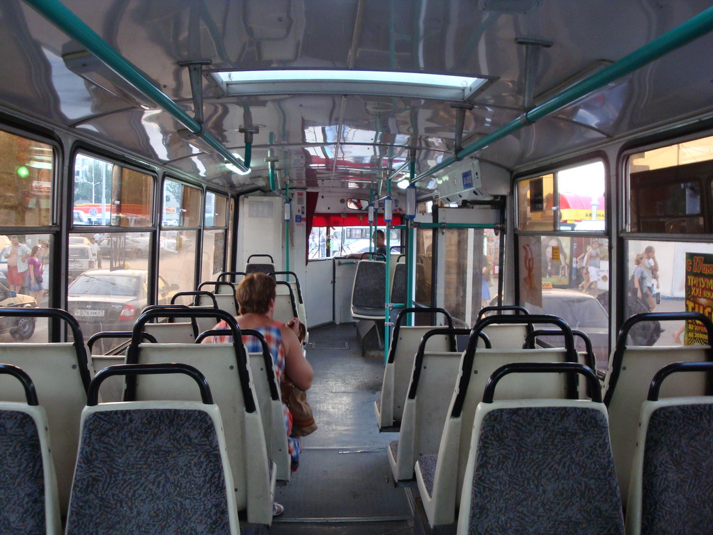 Ростов-на-Дону, ЗиУ-682Г-016.02 (с широкой 1-й дверью) № 317