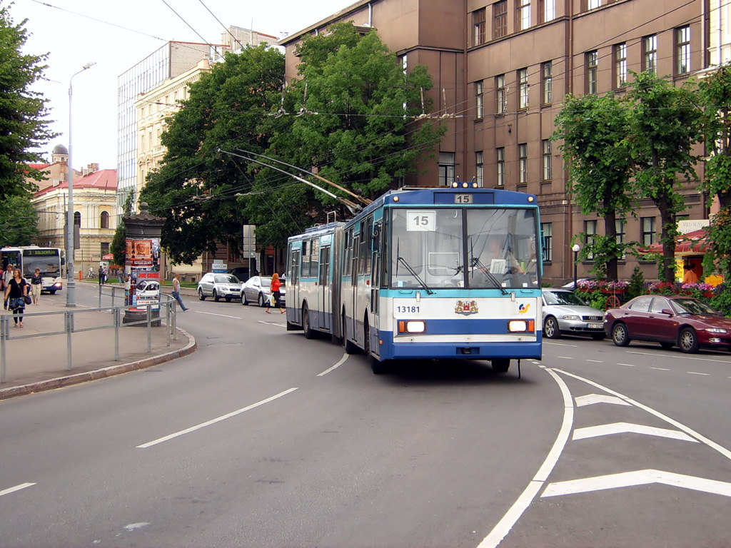 Рига, Škoda 15Tr03/6 № 13181