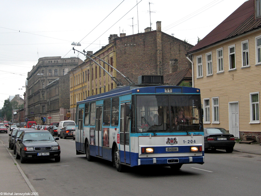 Рига, Škoda 14Tr02/6 № 1-204