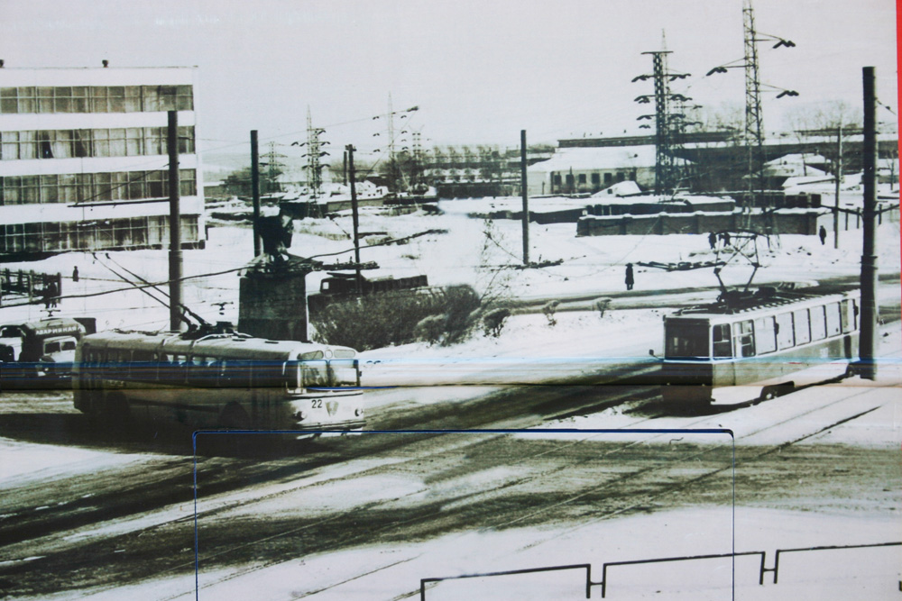 克麥羅沃, ZiU-5D # 22; 克麥羅沃, 71-605 (KTM-5M3) # 607; 克麥羅沃 — Old photos