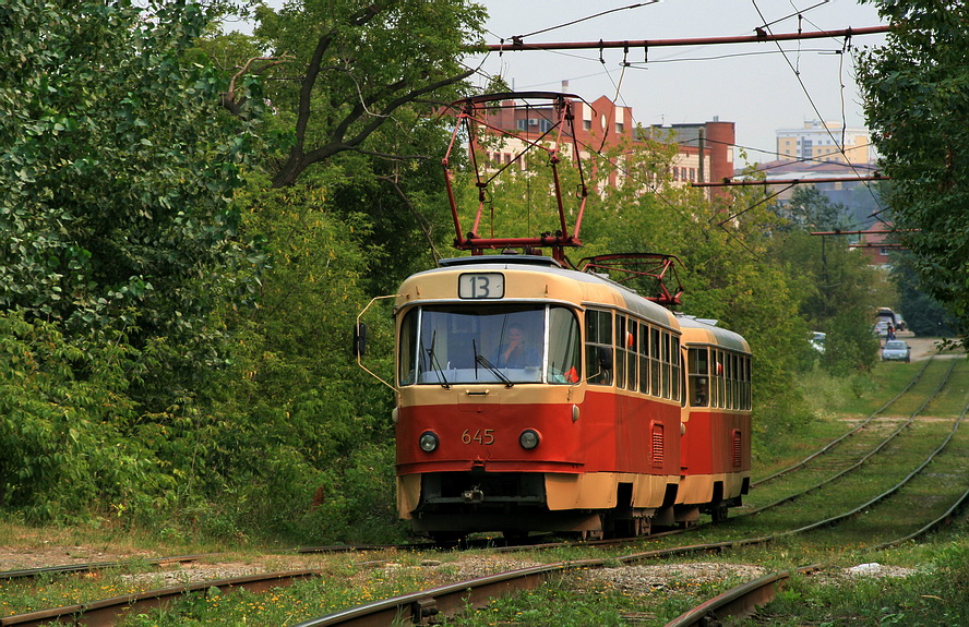 Yekaterinburg, Tatra T3SU (2-door) č. 645