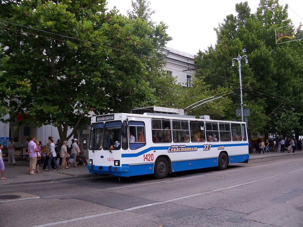 Севастополь, ЮМЗ Т2 № 1420