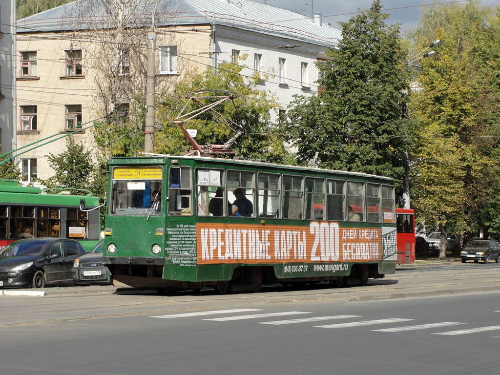Казань, 71-605 (КТМ-5М3) № 1233 Казань, 71-605 (КТМ-5М3) № 1233