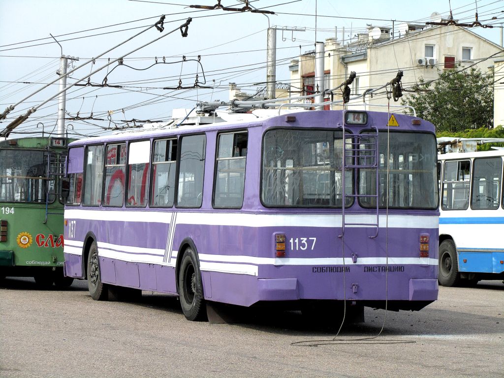 Севастополь, ЗиУ-682В [В00] № 1137