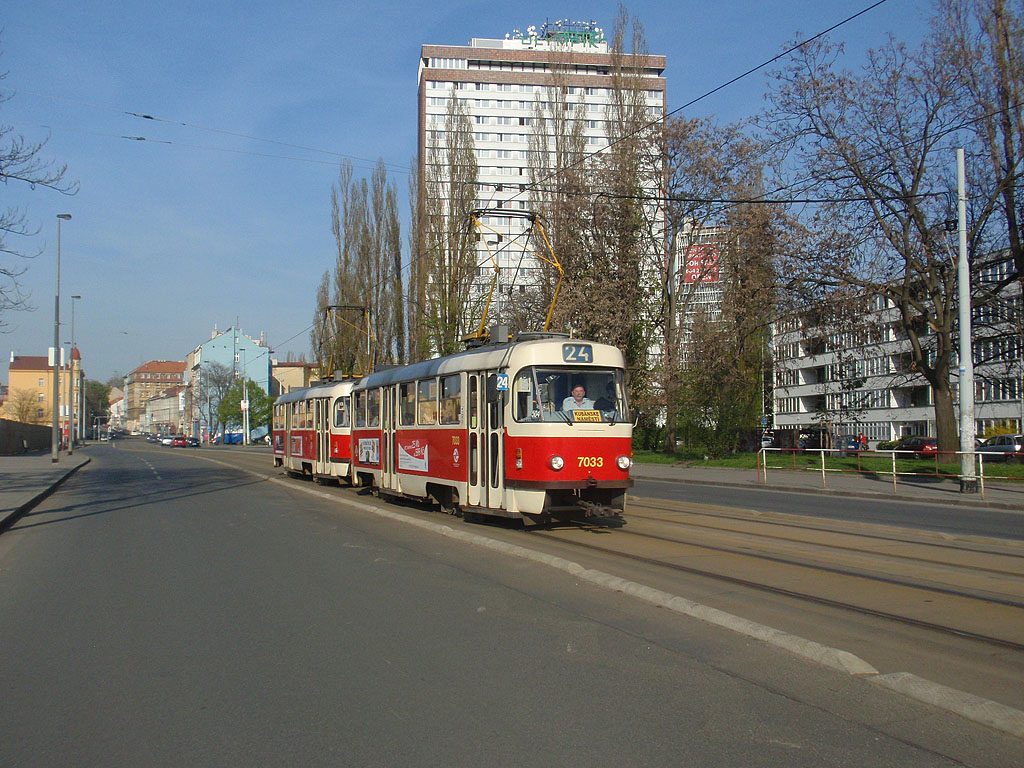 Прага, Tatra T3SUCS № 7033