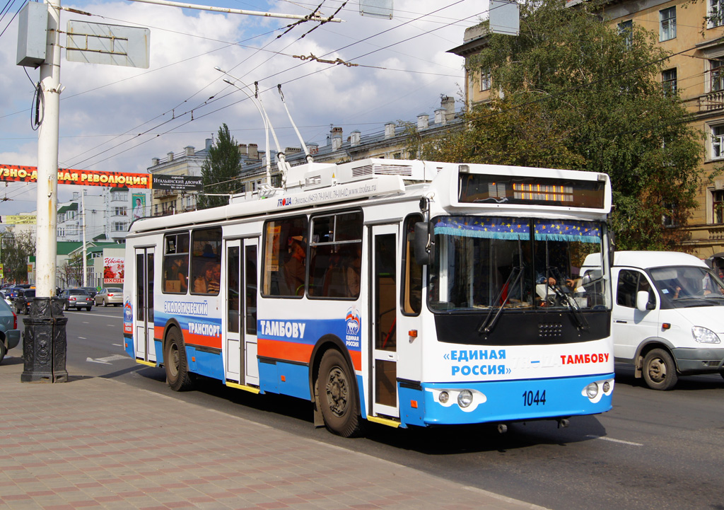 Tambov, ZiU-682G-016.04 — 1044