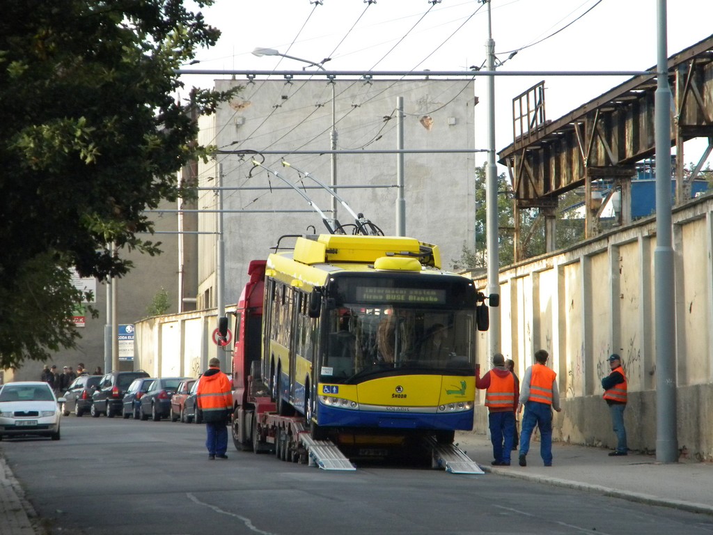 Теплице, Škoda 28Tr Solaris III № 215; Пльзень — Новые троллейбусы с завода Шкода