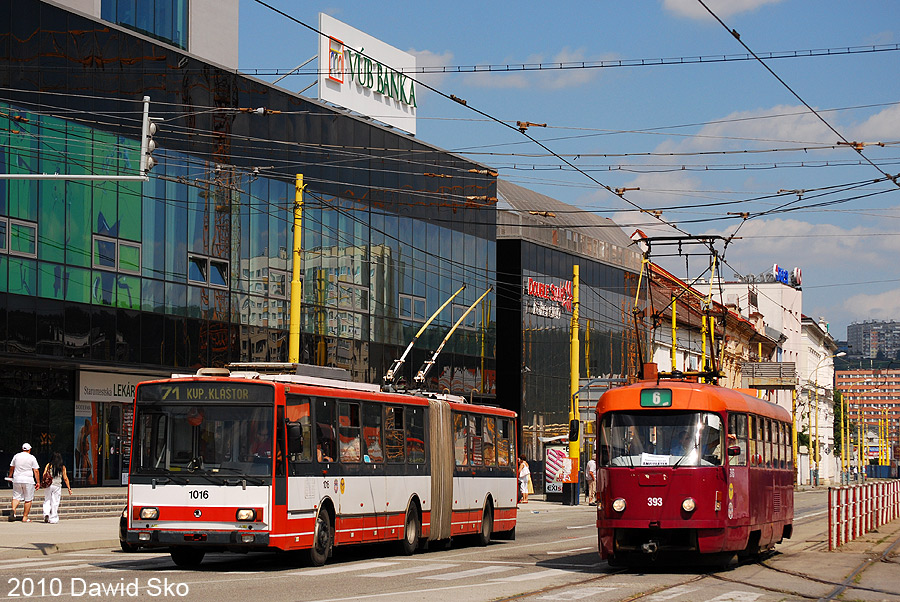 Кошице, Škoda 15Tr13/7M № 1016; Кошице, Tatra T3SUCS № 393