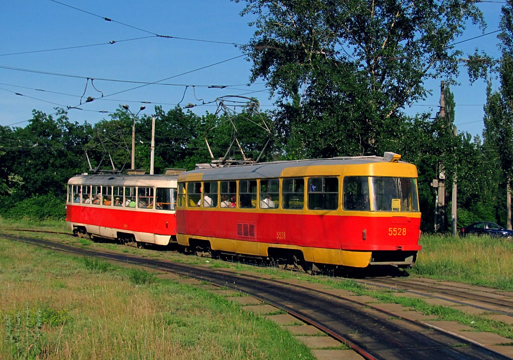 Киев, Tatra T3SU № 5528