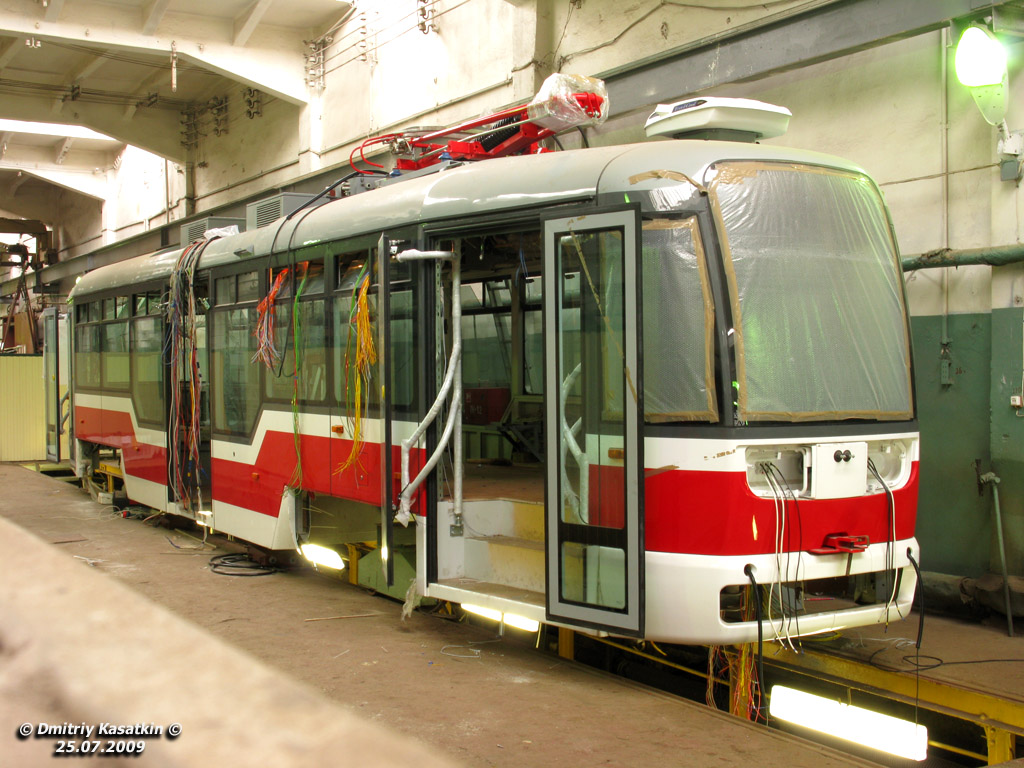 Москва, Vario LF № 2400