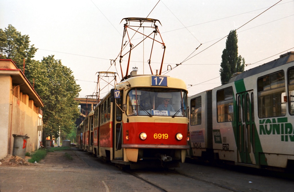 Прага, Tatra T3 № 6919