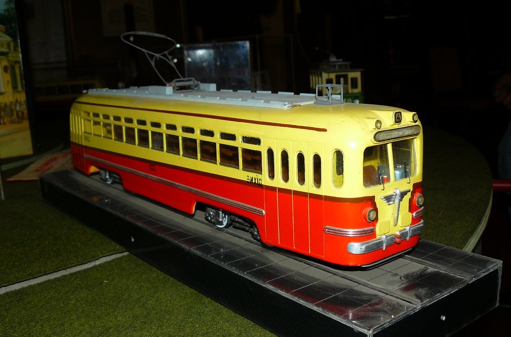 Modelling; Dnipras — Museum