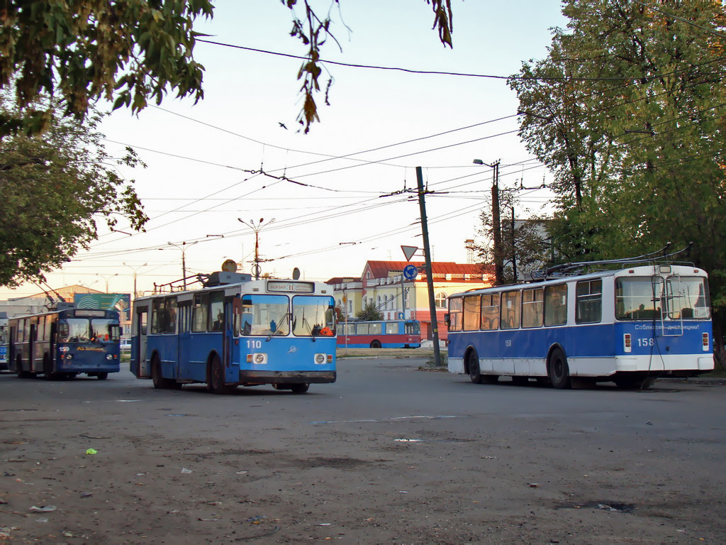 Йошкар-Ола, ЗиУ-682В № 110; Йошкар-Ола, ЗиУ-682Г [Г00] № 158; Йошкар-Ола — Разные фотографии