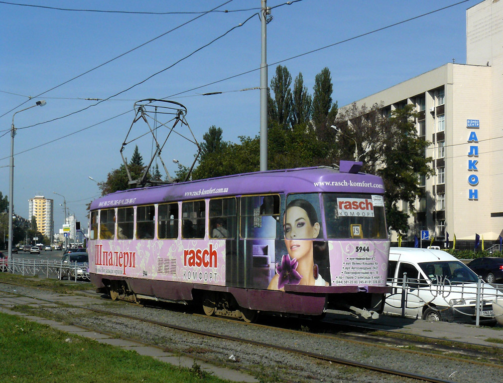 Киев, Tatra T3SU № 5944