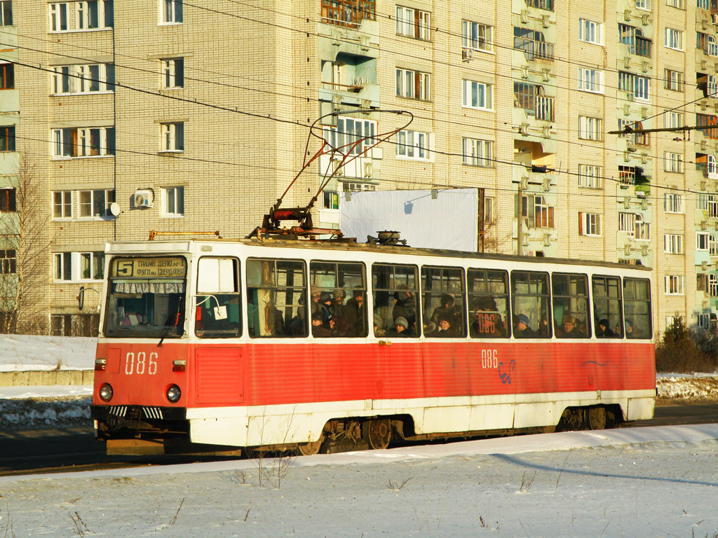 Дзержинск, 71-605А № 086