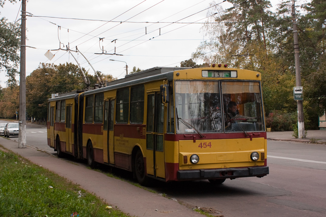 Киев, Škoda 15Tr02/6 № 454