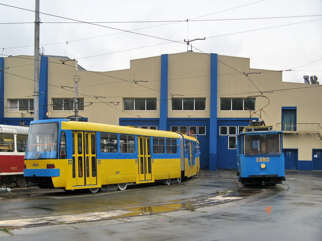 Киев, KT3UA № 409; Киев, Двухосный моторный вагон № 1892