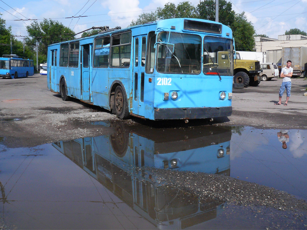 Днепр, ЗиУ-682Г [Г00] № 2102