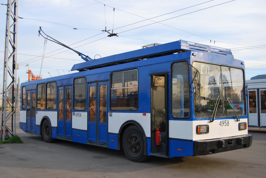 Санкт-Петербург, ПТЗ-5283 № 4958