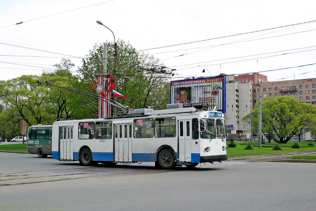 Petrohrad, ZiU-682V [V00] č. 6520