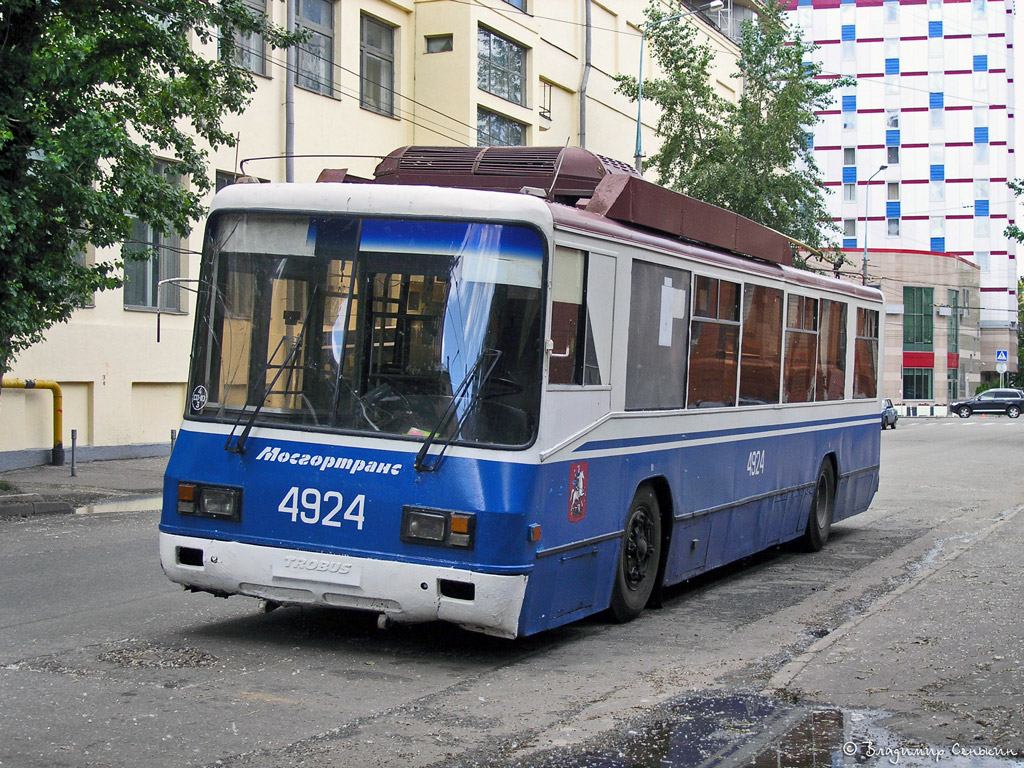 Москва, БТЗ-52761Р № 4924