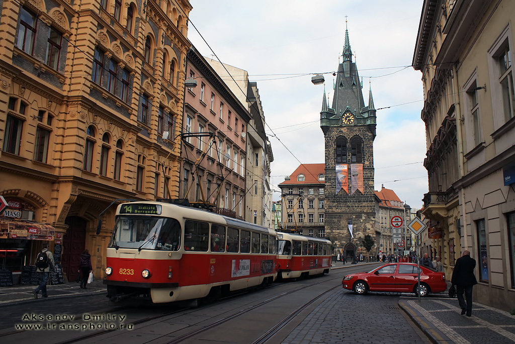 Прага, Tatra T3R.P № 8233
