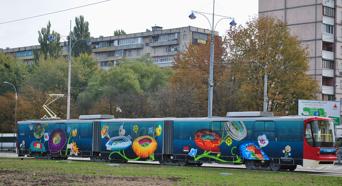 Киев, К1М8 № 500; Киев — Открытие скоростного трамвая 16.10.2010