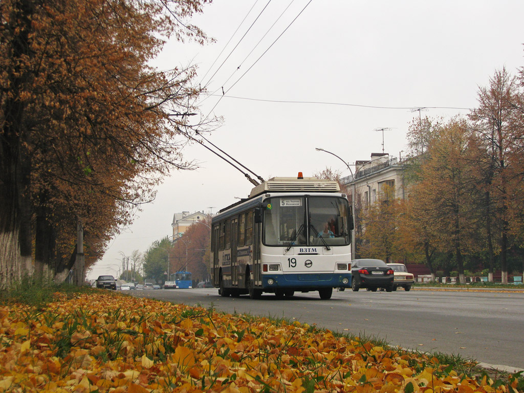 Каменск-Уральский, ЛиАЗ-5280 (ВЗТМ) № 19 Каменск-Уральский, ЛиАЗ-5280 (ВЗТМ) № 19